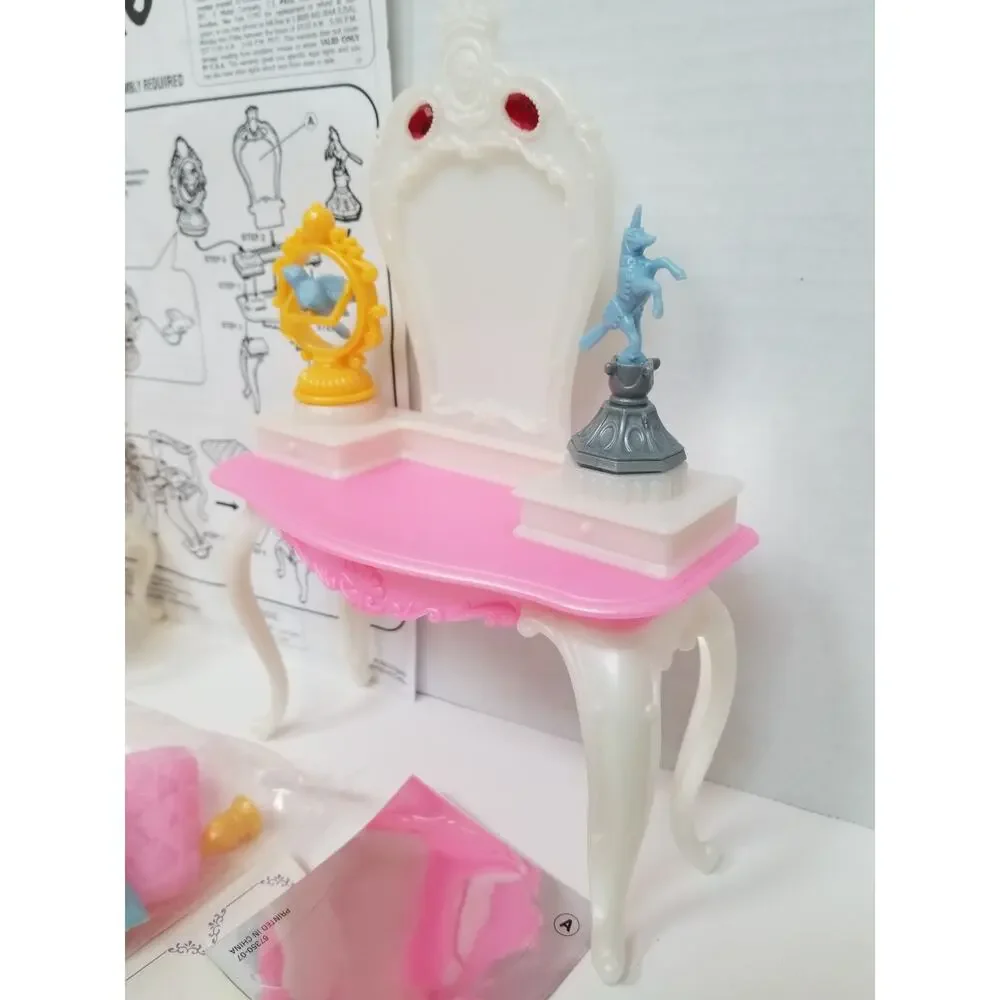 Vintage 1998 Barbie Romantic Princess Parlor Playset Mattel Complete No Box